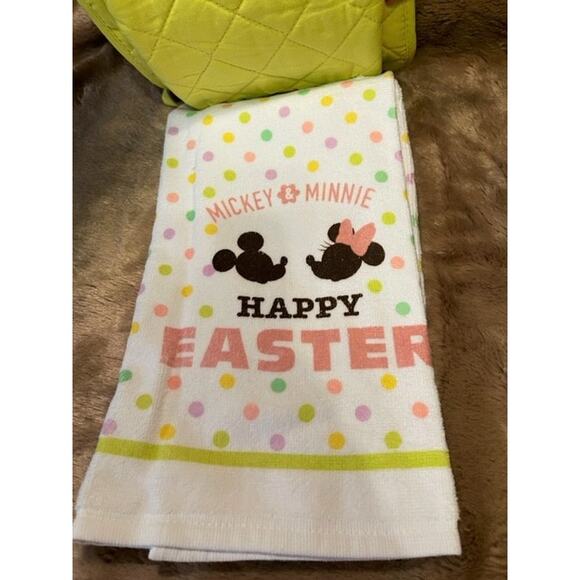 Mickey/Minnie Happy Easter Oven Mitt & Kichen Towel Combo - Picture 2 of 2